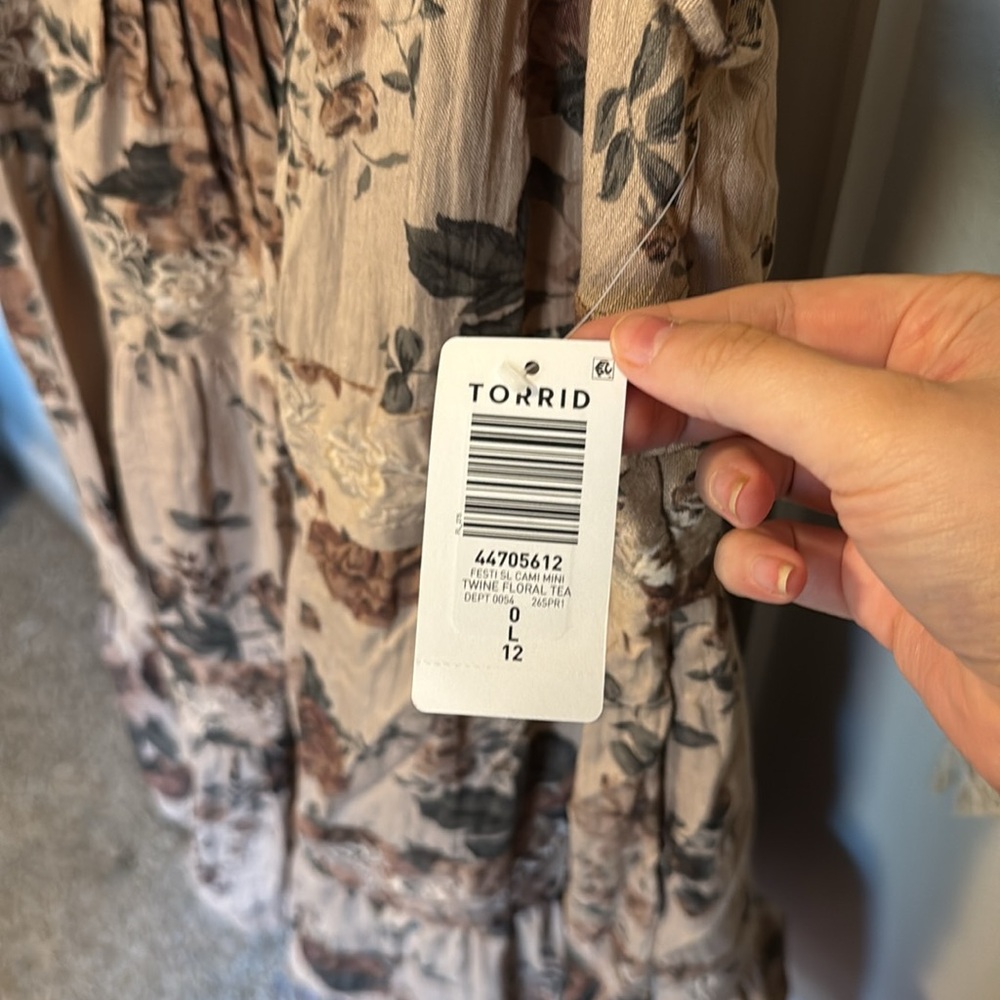 NWT Torrid Lace-Trim Tiered Dress - Picture 3 of 5
